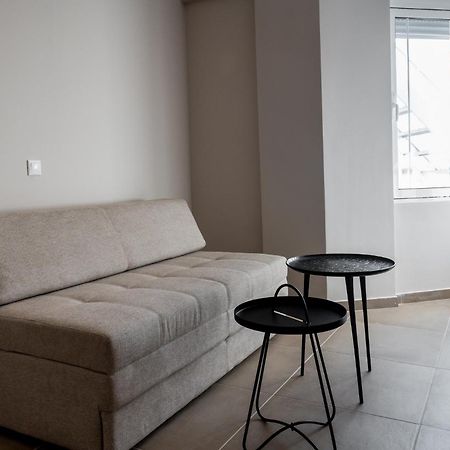Meda Apartments Preveza Buitenkant foto