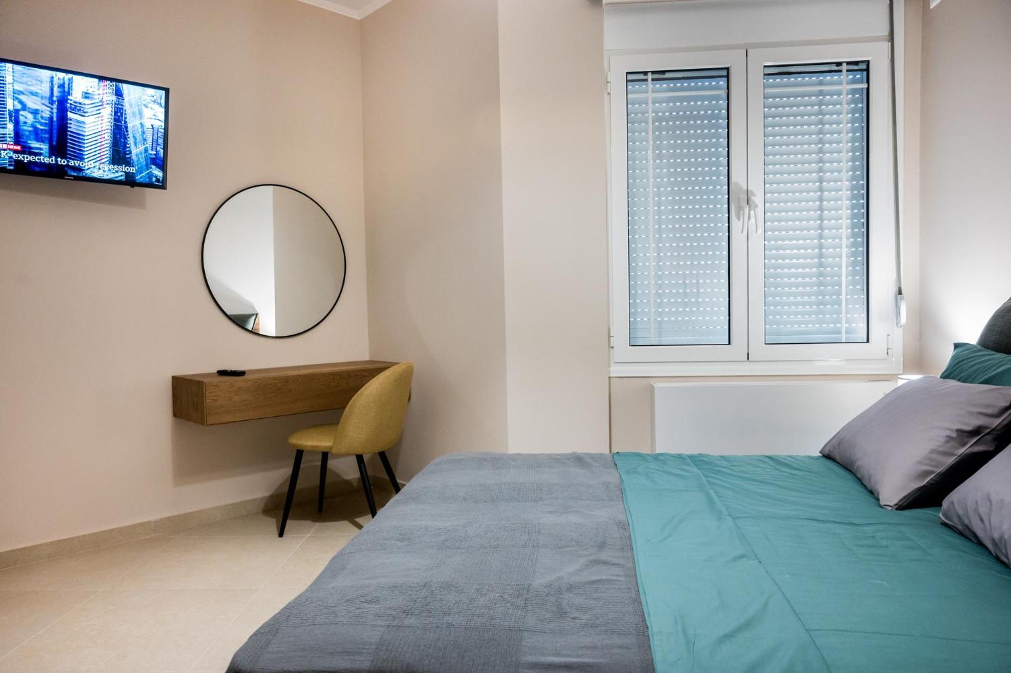 Meda Apartments Preveza Buitenkant foto